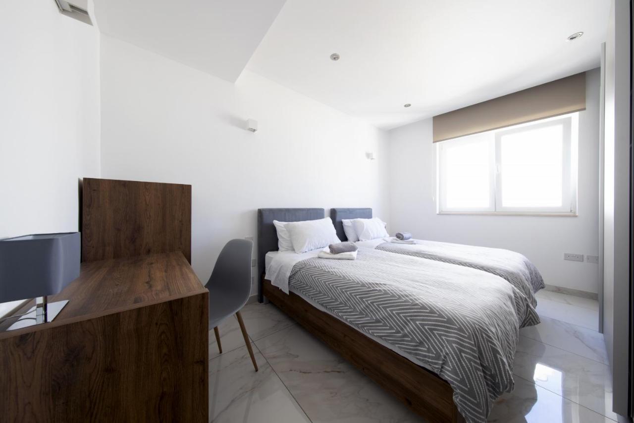 Luxurious 3 Bedroom With Breathtaking Views - Mmai1-1 Saint Julian's